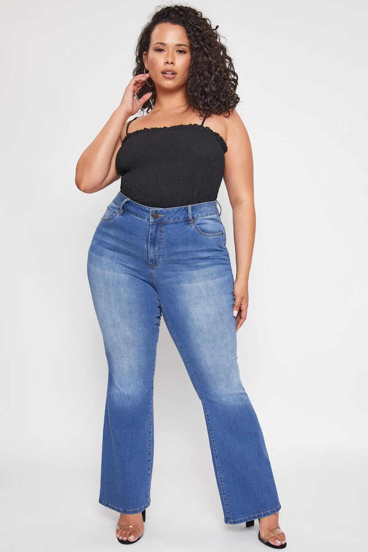 Women's Plus Size Basic Flare Jeans